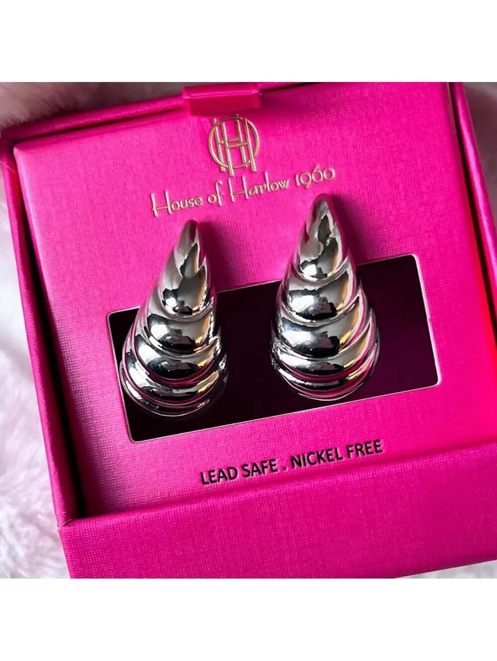 🆕 Chunky Silver Earrings Statement Tear Drop Croissant Crescent 80’s Mob Wife